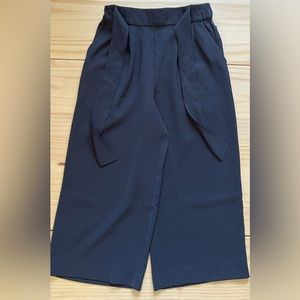 Lululemon Capri Pants